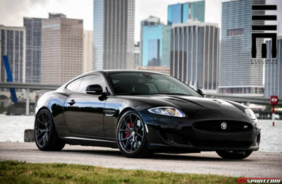 Jaguar XKR   Exclusive Motoring